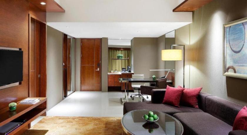 New World Wuhan Hotel Dış mekan fotoğraf