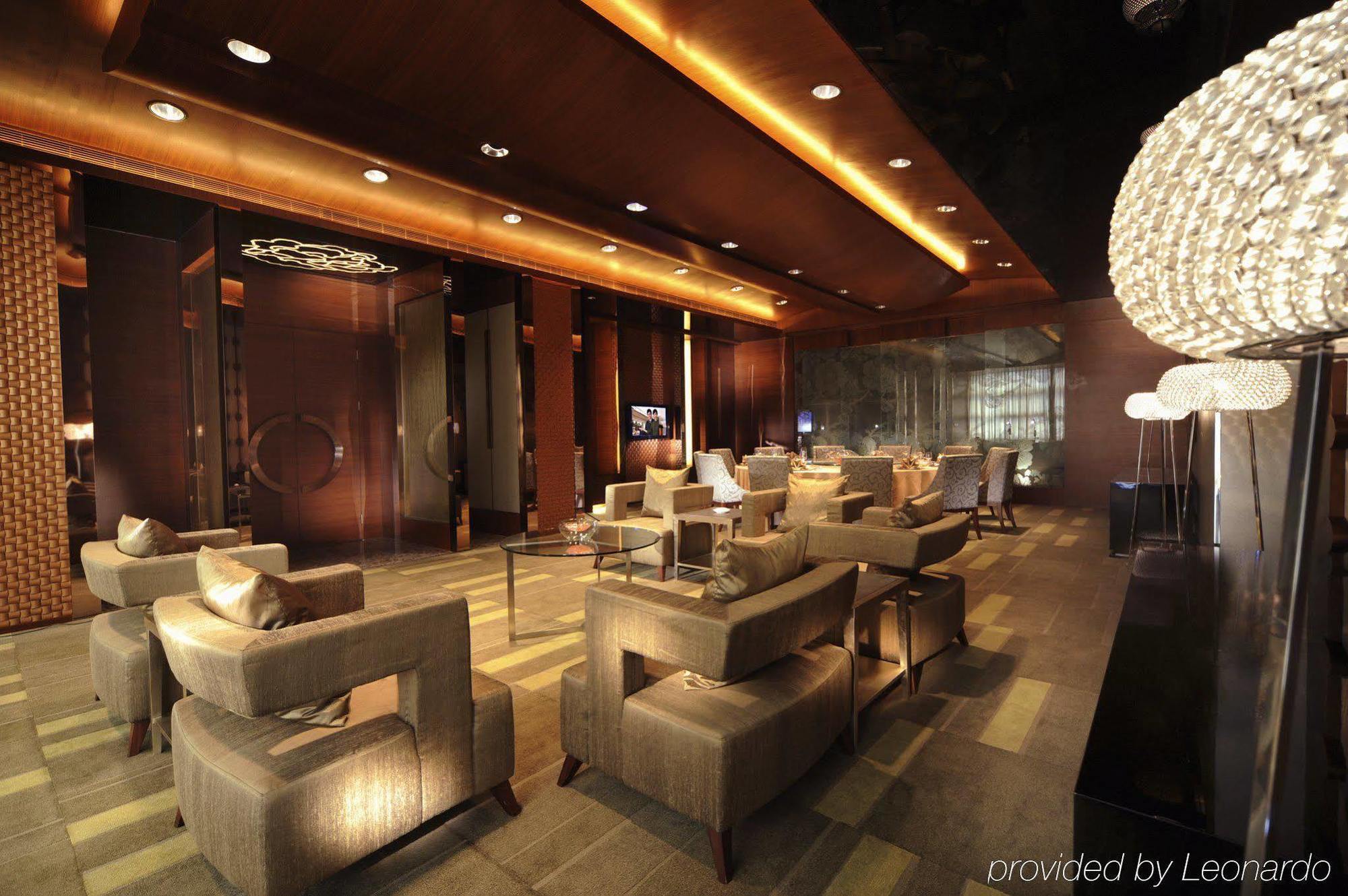 New World Wuhan Hotel Dış mekan fotoğraf