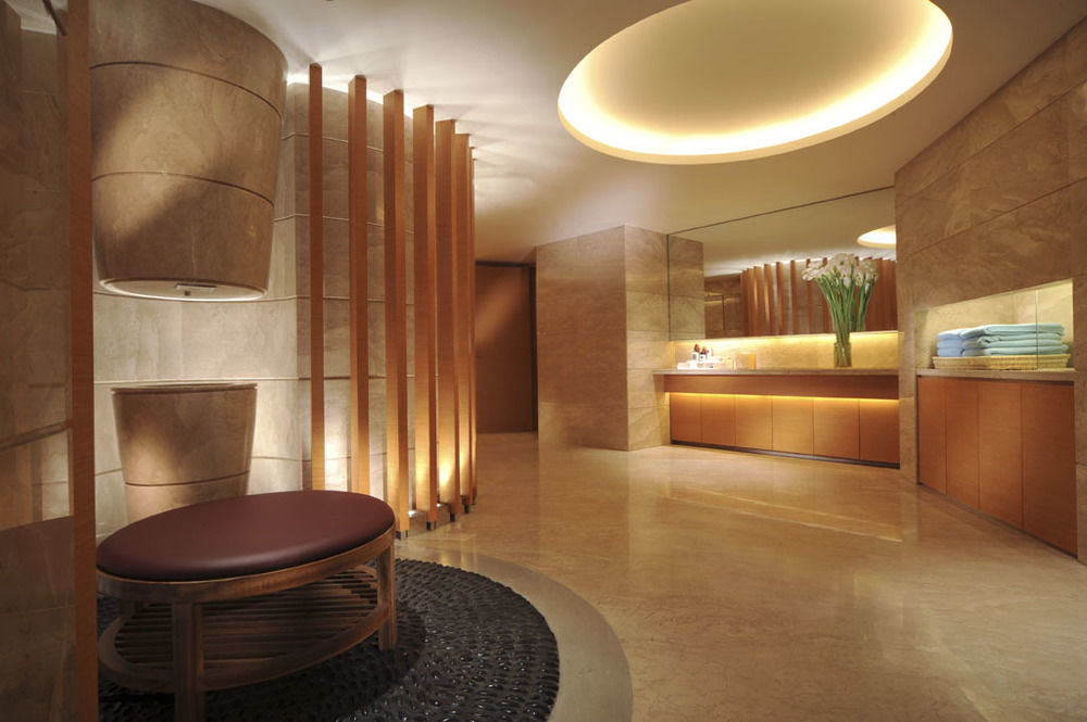 New World Wuhan Hotel Dış mekan fotoğraf